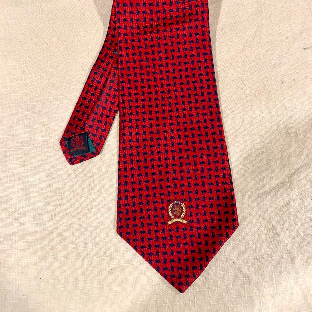 VINTAGE TOMMY HILFIGER MENS SILK TIE LOGO TIE